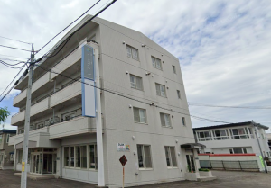 有限会社ノースクルーズの建物外観